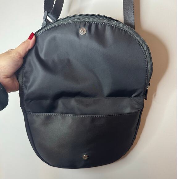 Gray Nylon Women's Crossbody Bag with Adjustable Strap Outdoor/ Travel / Sports - Picture 6 of 8